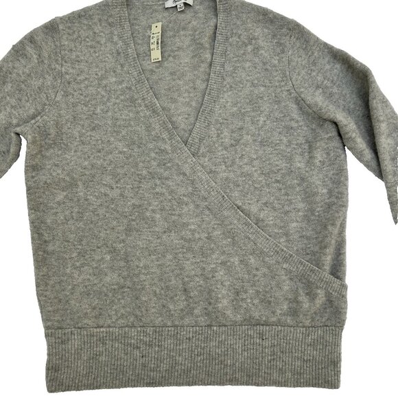 Madewell Wrap V-Neck Sweater in Coziest Yarn Gray Merino Wool Alpaca Size Medium - Picture 4 of 9